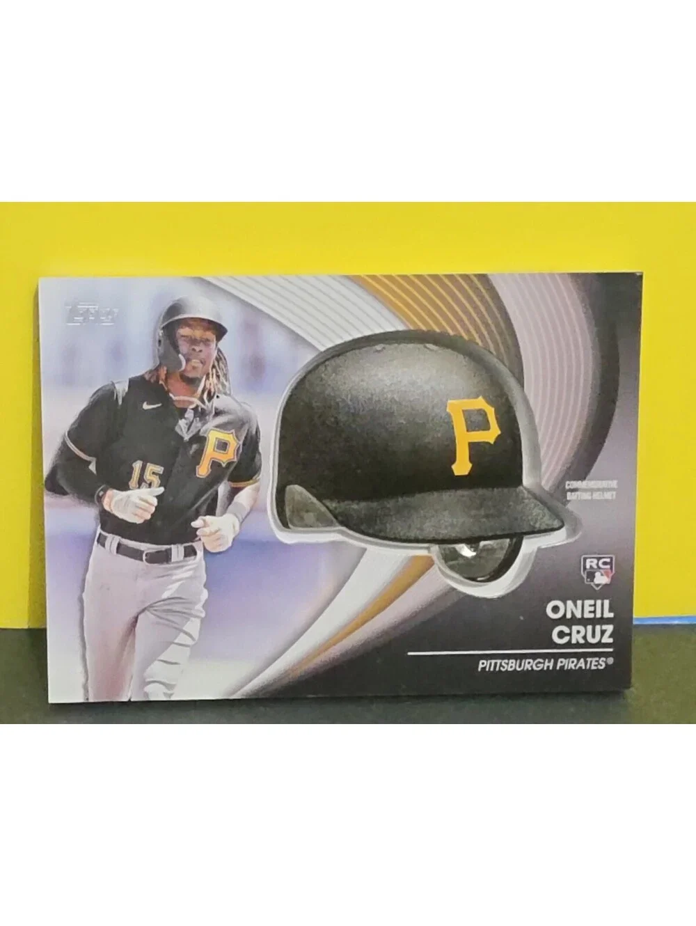 2022 Topps Update Oneil Cruz RC Commemorative Batting Helmet Card Insert Pirates